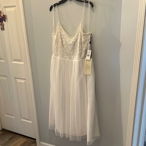 Adrianna Papell Ivory Embroidered Wedding Dress